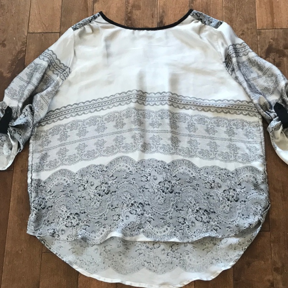 Fylo Blouse- Gray- Size L